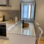 Apartman Discover Lisbons History - Stylish In Alfama *