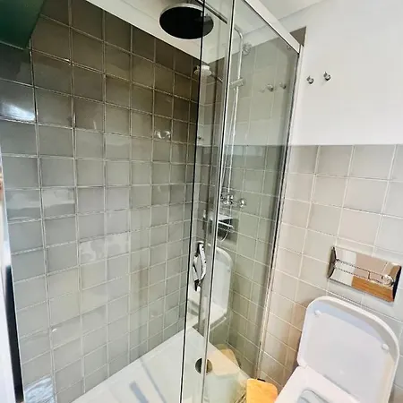 Apartment Discover Lisbons History - Stylish In Alfama *