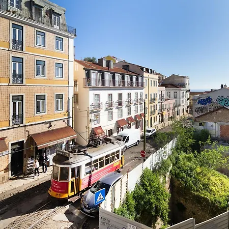 شقة Discover Lisbons History - Stylish In Alfama