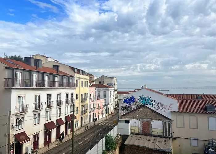 Discover Lisbons History - Stylish In Alfama 아파트 *