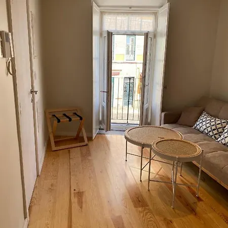 Discover Lisbons History - Stylish In Alfama Apartamento *