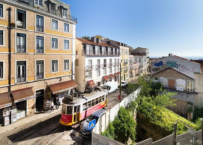 Apartment Discover Lisbons History - Stylish In Alfama